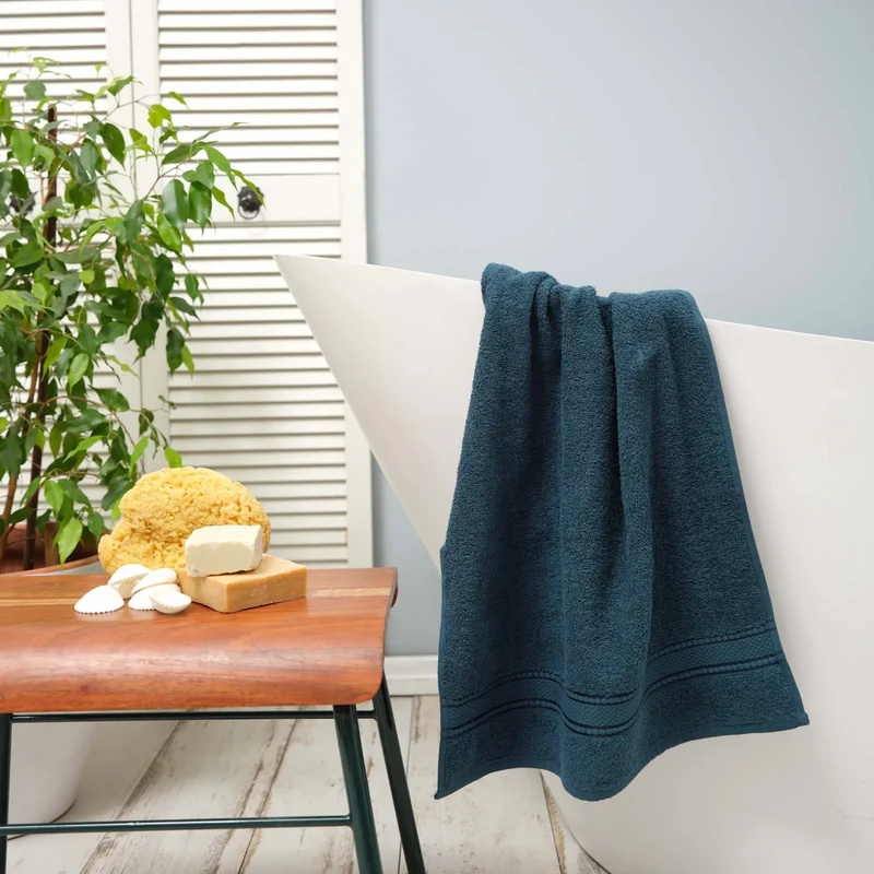 Serviette Karaca Home Daily Soft 100 % coton, 50 x 90 cm, bleu foncé