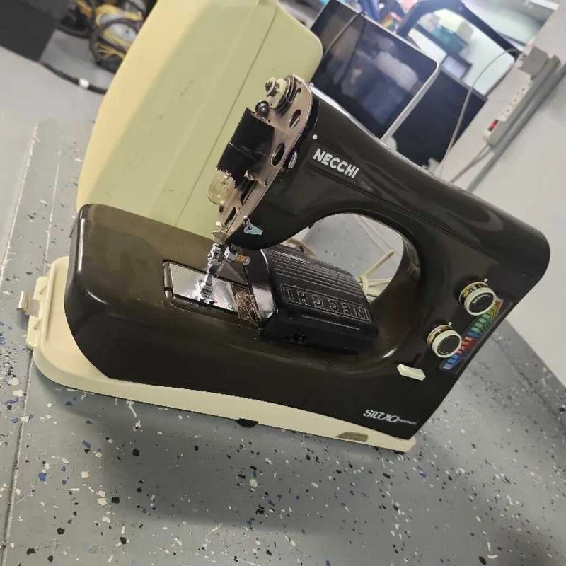 Necci Silvia Sewing Machine -
