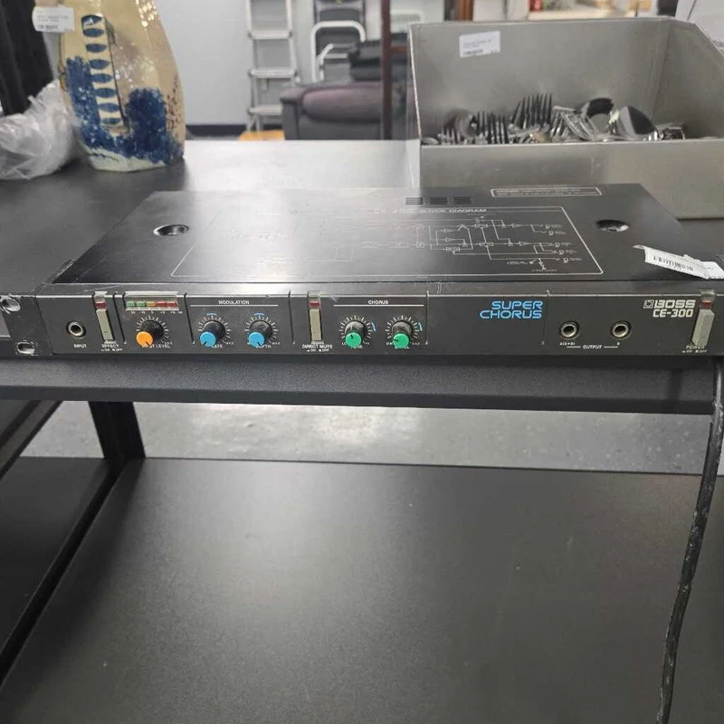 BOSS CE-300 (Tested)