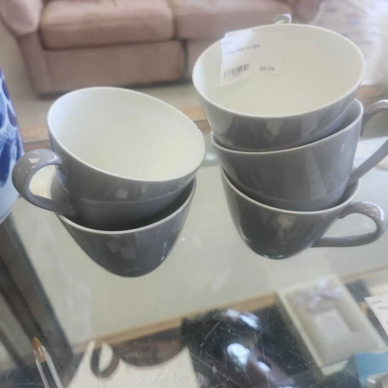 5 Grey/White Tea Cups