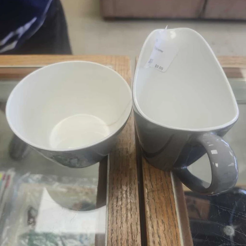 Grey Sugar and Creamer