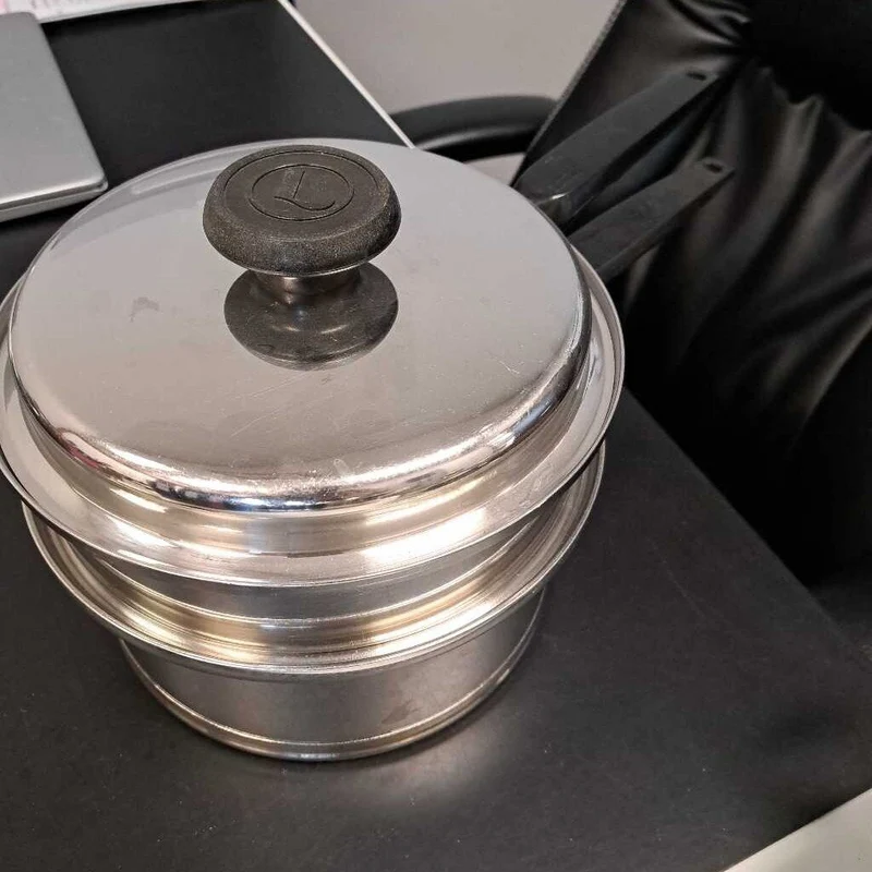 Large Double Boiler/Steamer Pot W/Lid