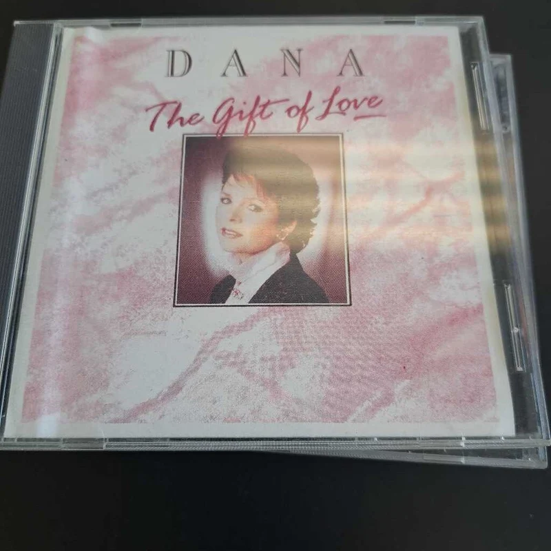 Dana The Gift Of Love
